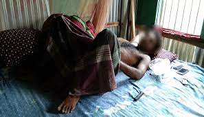 স্বামীর জননাঙ্গ কেটে ফেলার অভিযোগ, স্ত্রীকে ‘পিটিয়ে’ পুলিশে হস্তান্তর